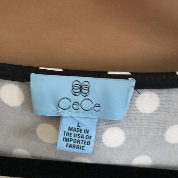 Black and white polka dot top. - Picture 2 of 3